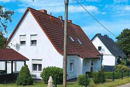 Doppelhaushälfte mit Wald und Grünfläche 4 zimmer