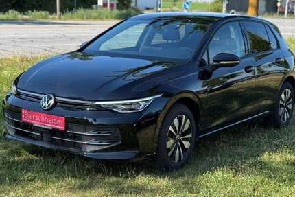 VW Golf 23.100 km 22.850 € Regensburg 93055