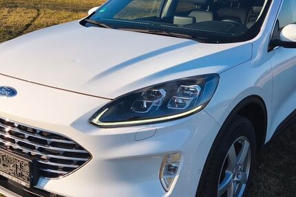 Ford Kuga 55.000 km 15.400 &euro; Kirchberg 08107