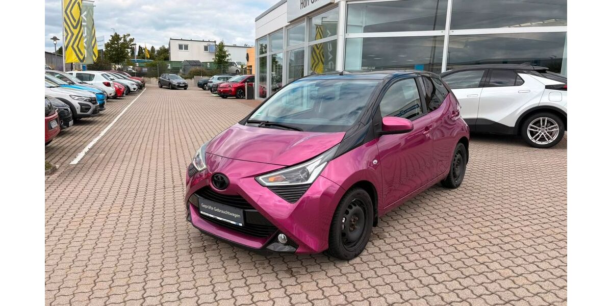 Toyota Aygo (X) 94.705 km 9.850 &euro; Betzenstein 91282
