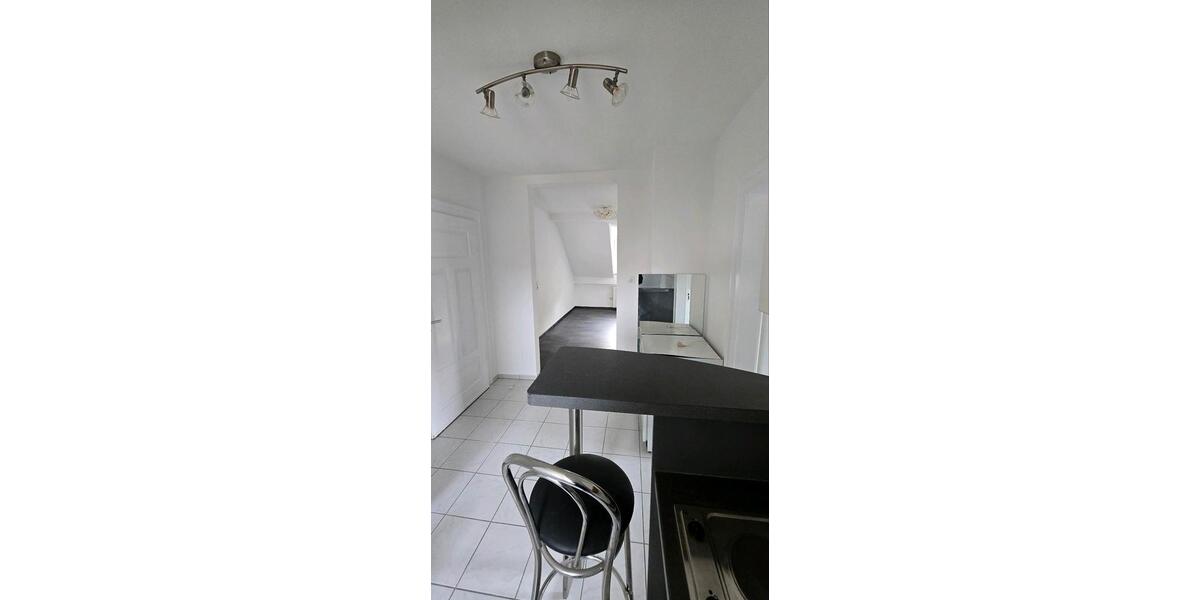 Dachgeschoßwohnung Remshalden - 3 Zimmer, 40 m&sup2;, 580&euro; | Angebot:24952154