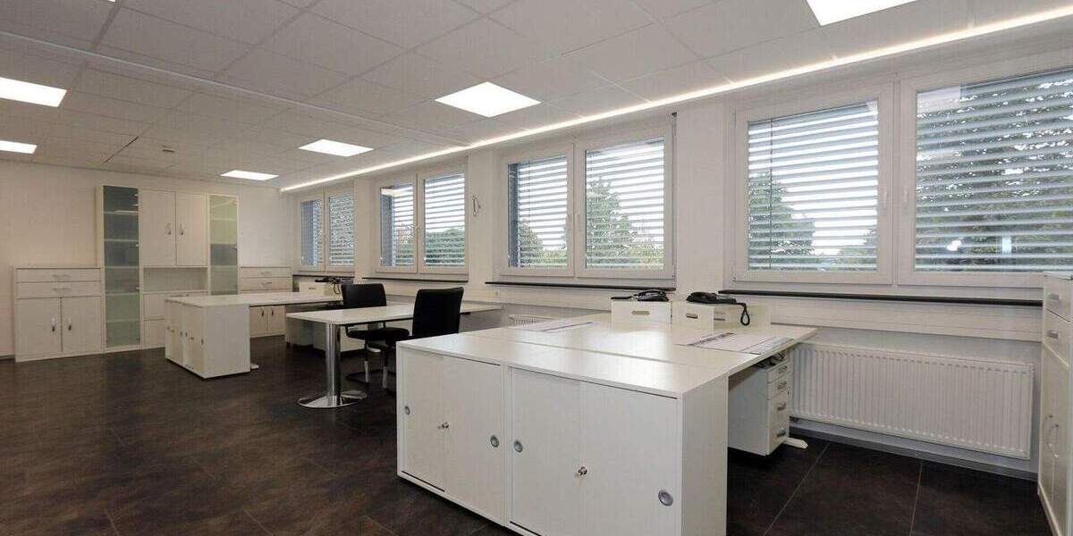 Gewerbeobjekt Salzkotten - 4.200.000&euro; | Angebot:25701945