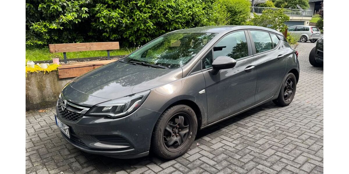 Opel Astra 77.800 km 8.900 &euro; Nümbrecht 51588