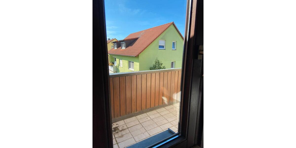 Dachgeschoßwohnung Herzogenaurach - 3 Zimmer, 76 m&sup2;, 305.000&euro; | Angebot:26236061