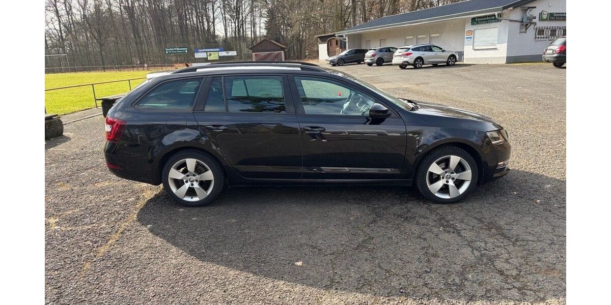 Skoda Octavia 115.000 km 13.250 &euro; Nieder-Ohmen 35325