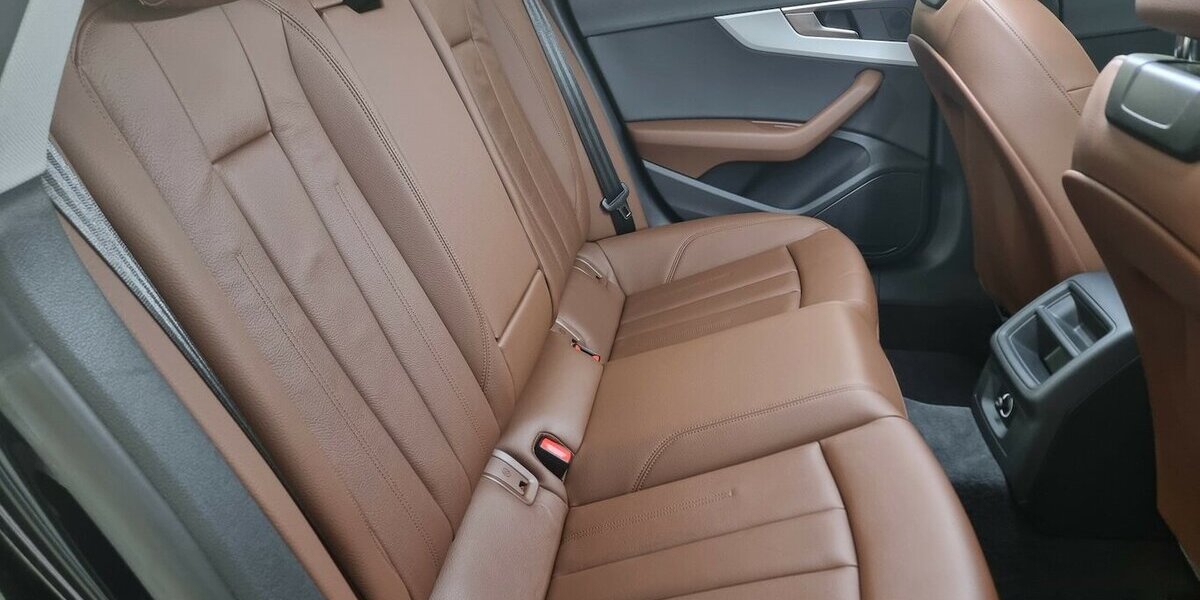 Audi A5 35 TFSI DSG LED SHZ Navi Leder Tempomat 77.900 km 24.900 &euro; Garrel 49681