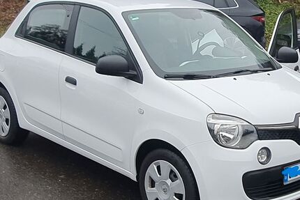 Renault Twingo 40.000 km 8.100 &euro; Wiesbaden 65199