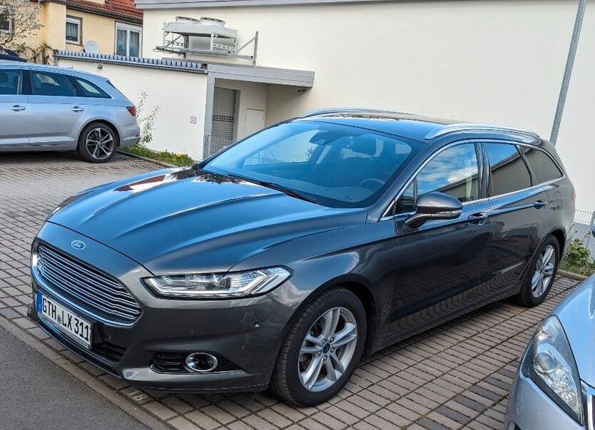Ford Mondeo 53.000 km 13.990 € Gotha 99867