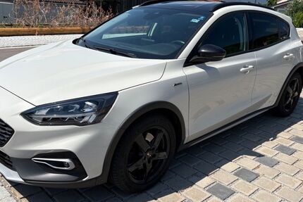 Ford Focus 151.000 km 12.999 &euro; Grattersdorf 94541