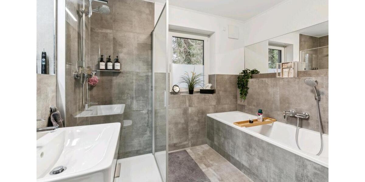 Dachgeschoßwohnung Ochsenhausen - 3.5 Zimmer, 93 m&sup2;, 405.000&euro; | Angebot:26987303