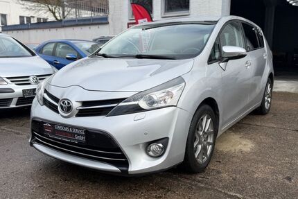 Toyota Verso 129.000 km 9.450 &euro; Lage 32791