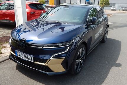Renault Megane 23.760 km 33.980 € Bamberg 96052