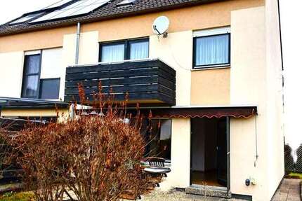 Haus zum Kaufen in Feucht 479.000 € 128 m² 5 zimmer