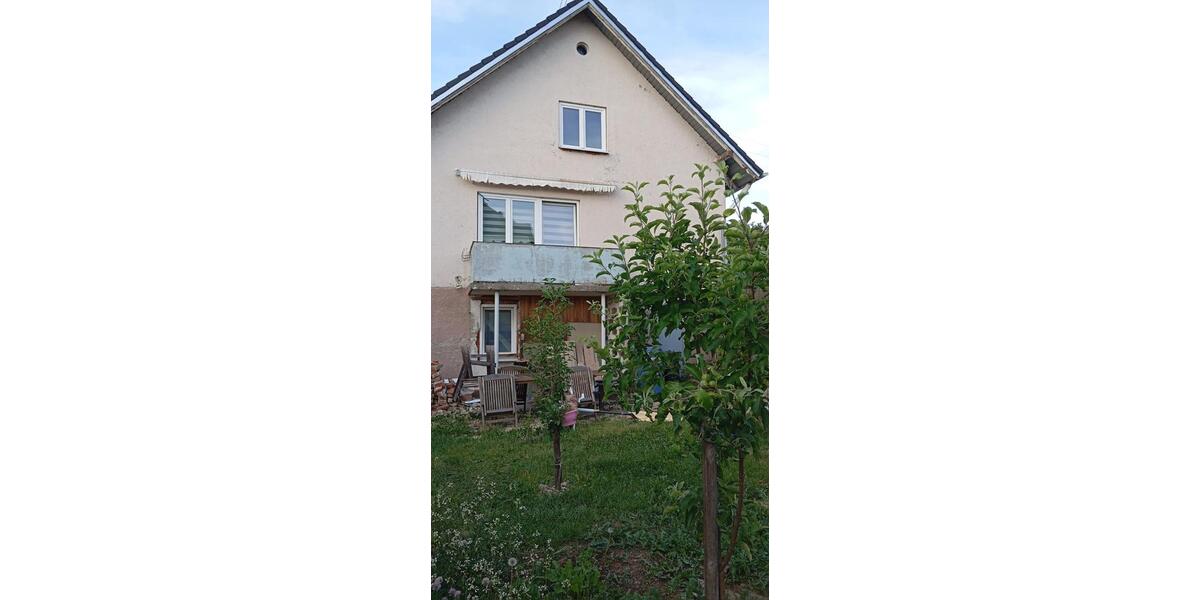 Einfamilienhaus Lauingen (Donau) - 9 Zimmer, 180 m&sup2;, 490.000&euro; | Angebot:26788059