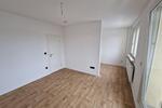 Etagenwohnung Gräfenhainichen - 5 Zimmer, 104 m&sup2;, 807&euro; | Angebot:24688996