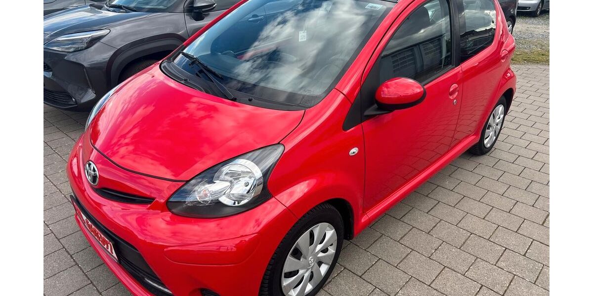 Toyota Aygo (X) 59.900 km 6.500 &euro; Rüsselsheim 65428