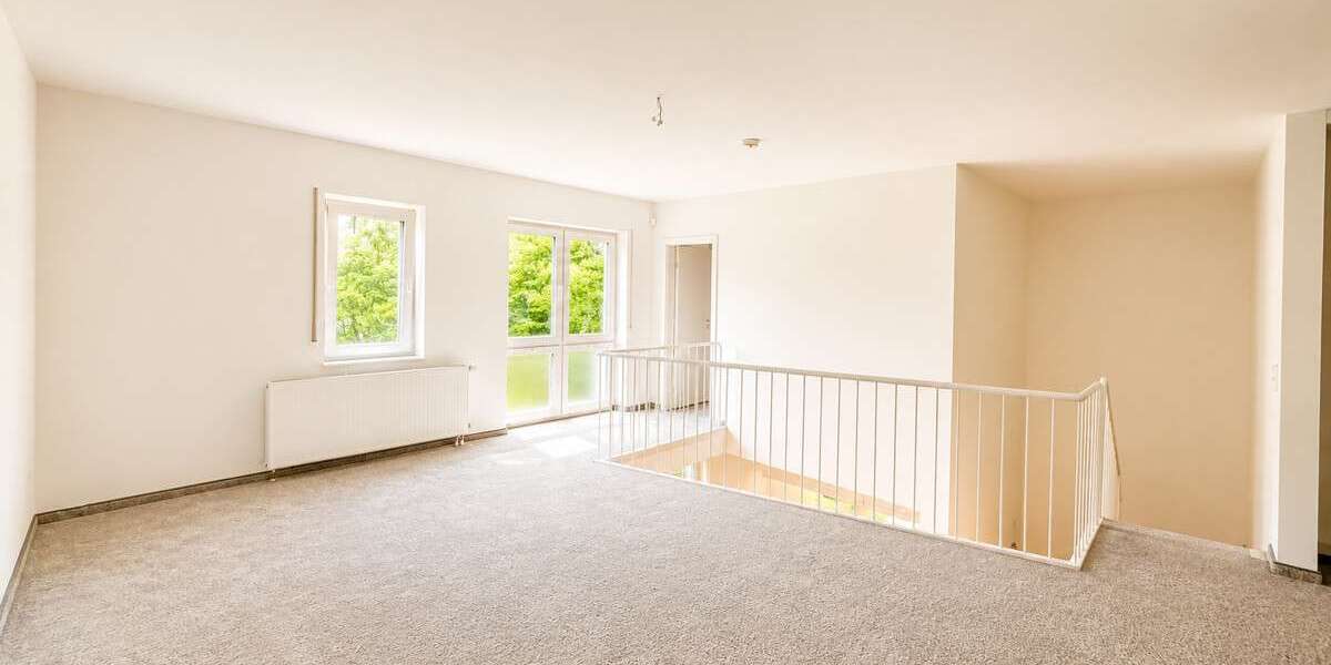 Etagenwohnung Dresden Prohlis - 2 Zimmer, 81 m&sup2;, 249.000&euro; | Angebot:27341705