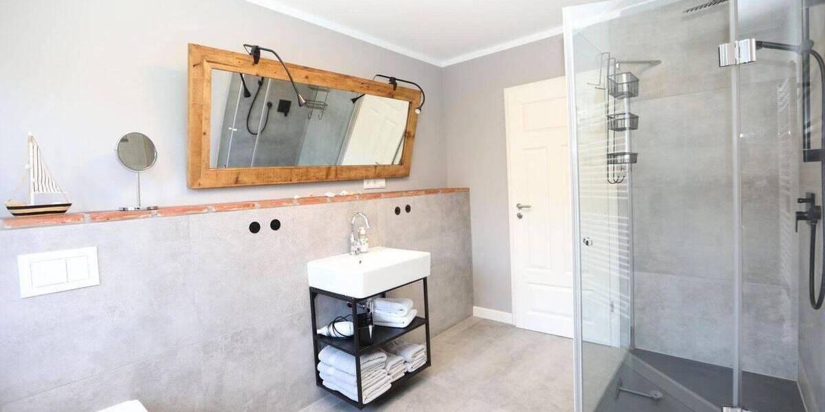 Mehrfamilienhaus, Wohnhaus Aventoft - 7 Zimmer, 180 m&sup2;, 480.000&euro; | Angebot:26879429