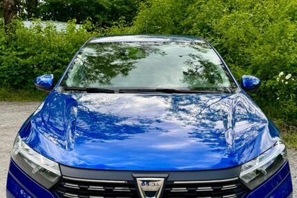 Dacia Sandero 53.000 km 10.800 &euro; Würzburg 97078