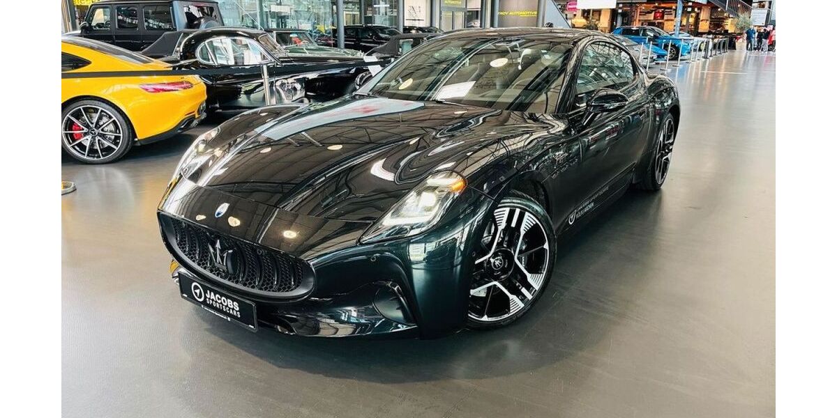 Maserati Granturismo 11.627 km 129.980 &euro; Köln 50829