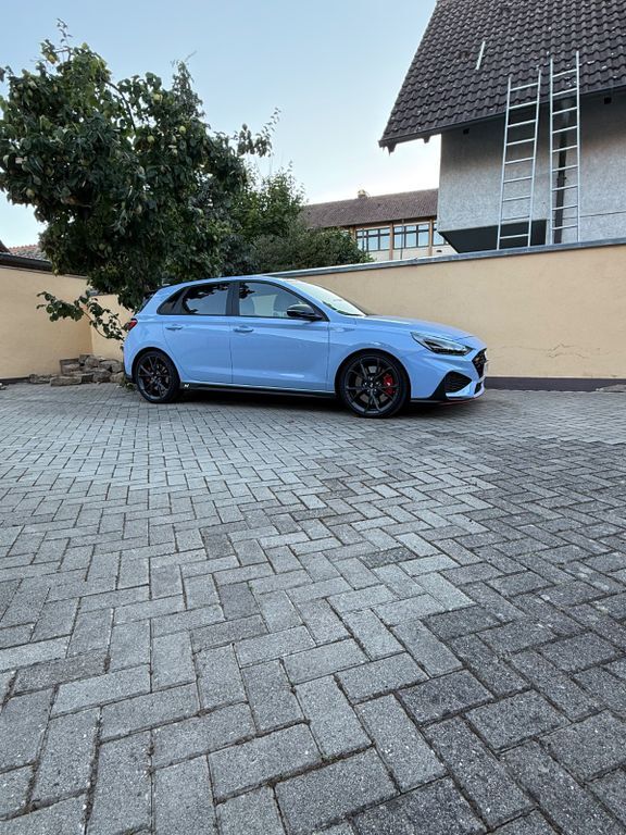 i30