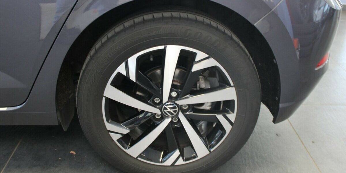VW Polo 1.0 TSI OPF DSG Life 122.500 km 14.480 &euro; Euskirchen 53881