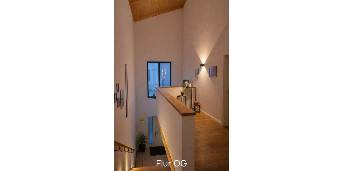Einfamilienhaus Roden - 7 Zimmer, 254 m&sup2;, 599.000&euro; | Angebot:27003509