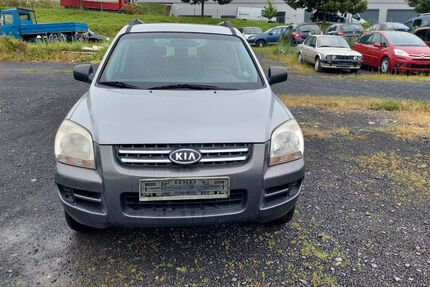 Kia Sportage 154.000 km 1.700 € Elz 65604