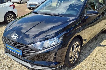 Hyundai i20 1.977 km 19.290 &euro; Goch 47574