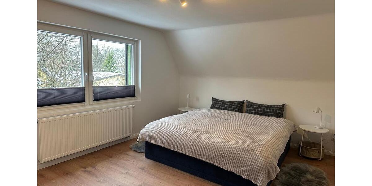 Einfamilienhaus Ahrensburg - 4 Zimmer, 110 m&sup2;, 2.500&euro; | Angebot:26072377