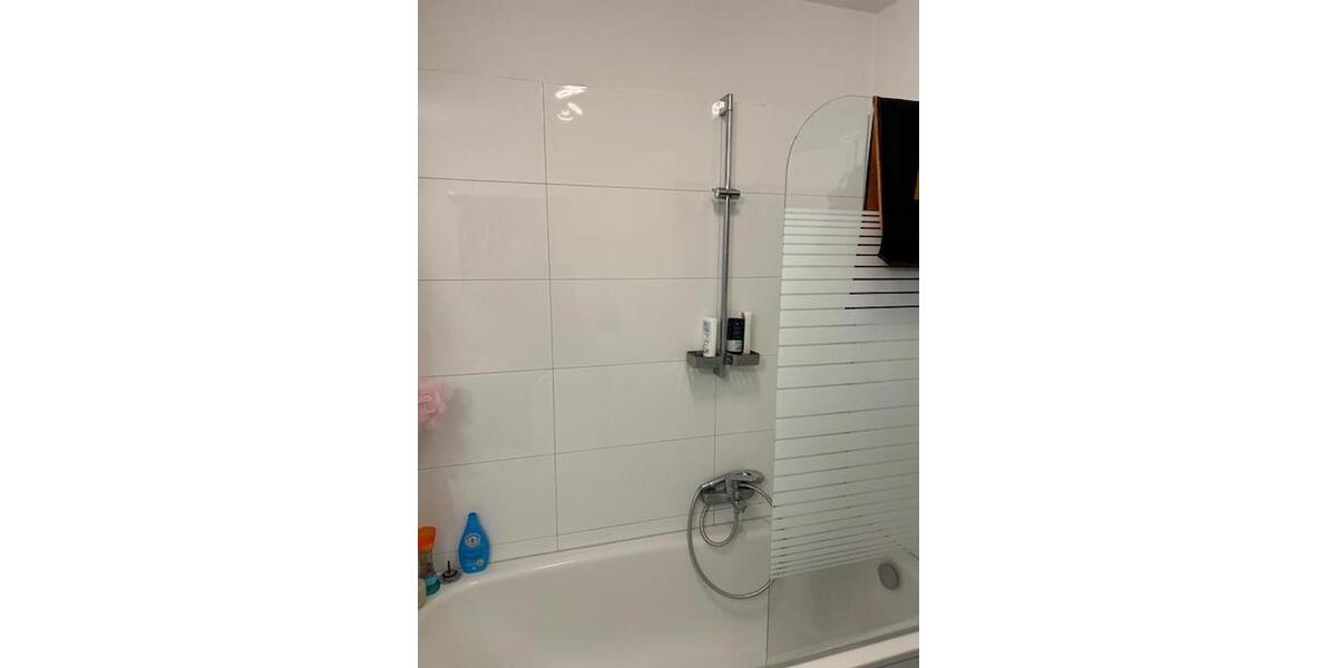 Etagenwohnung Neuss Furth-Mitte - 3 Zimmer, 80 m&sup2;, 820&euro; | Angebot:24810387