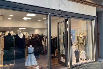 Laden in 1A-Lage, Fußgängerzone zimmer