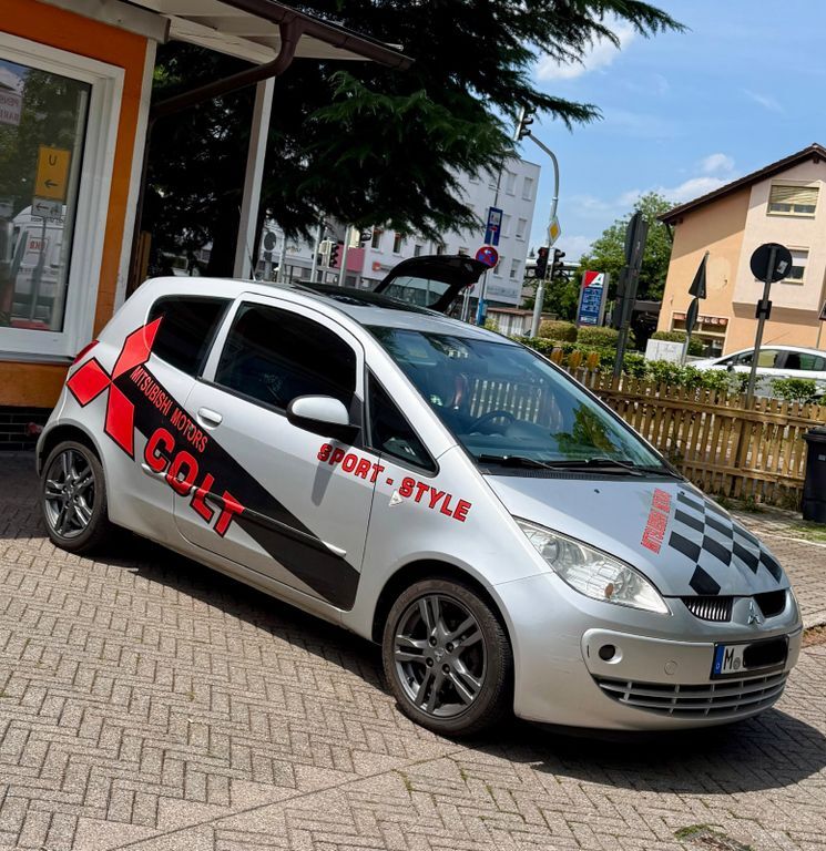 Mitsubishi Colt 213.765 km 1.800 € München 80636