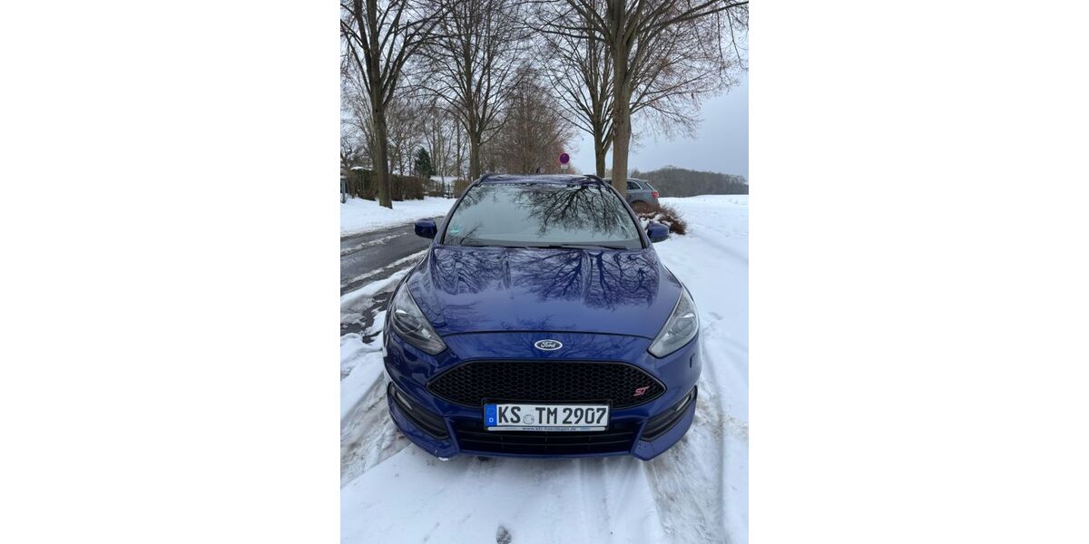 Ford Focus 226.000 km 12.000 &euro; Lohfelden 34253