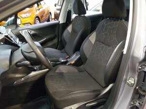 Peugeot 2008 Active Pano SHZ Klima PDC 68.099 km 8.290 &euro; HAAN 42781