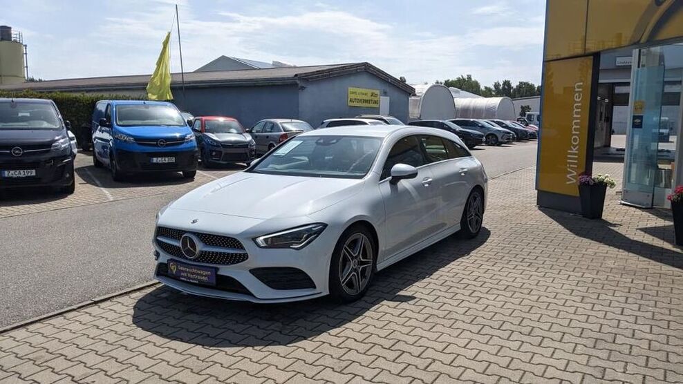 CLA 200 Shooting Brake