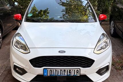 Ford Fiesta 125.000 km 8.100 &euro; Hamburg 22459