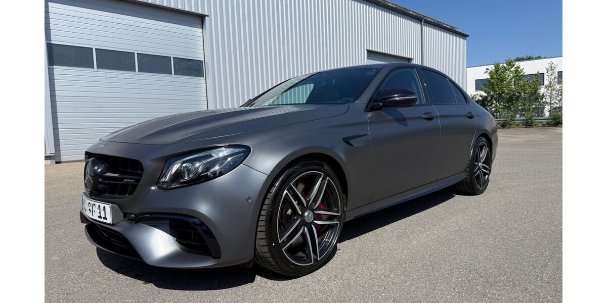 Mercedes-Benz E 63 AMG 24.910 km 70.000 &euro; Schwendi 88477