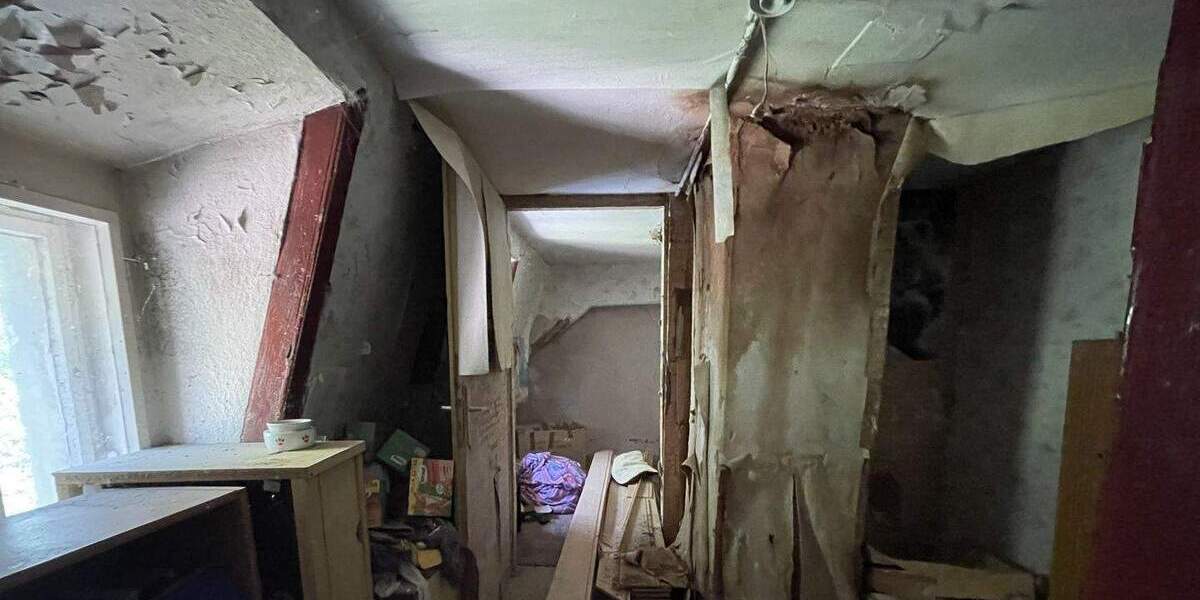 Mehrfamilienhaus, Wohnhaus Glashütte - 5 Zimmer, 126 m&sup2;, 45.000&euro; | Angebot:24056875