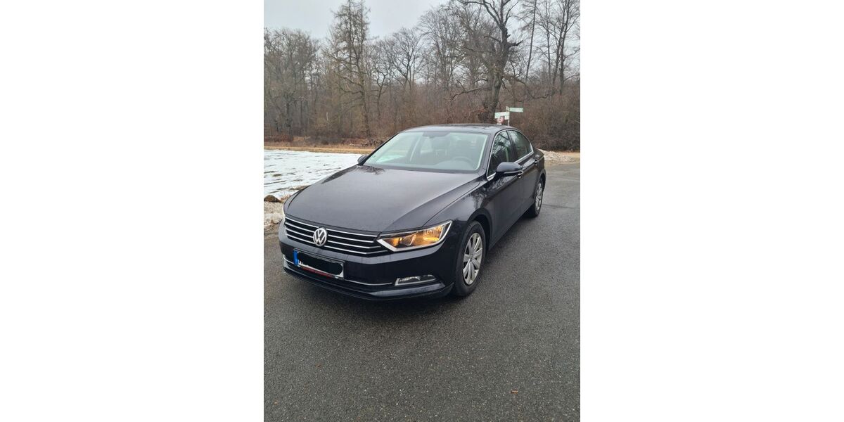 VW Passat 126.000 km 15.900 &euro; Königslutter am Elm 38154