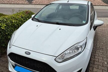 Ford Fiesta 50.600 km 7.999 &euro; Losheim Am See 66679