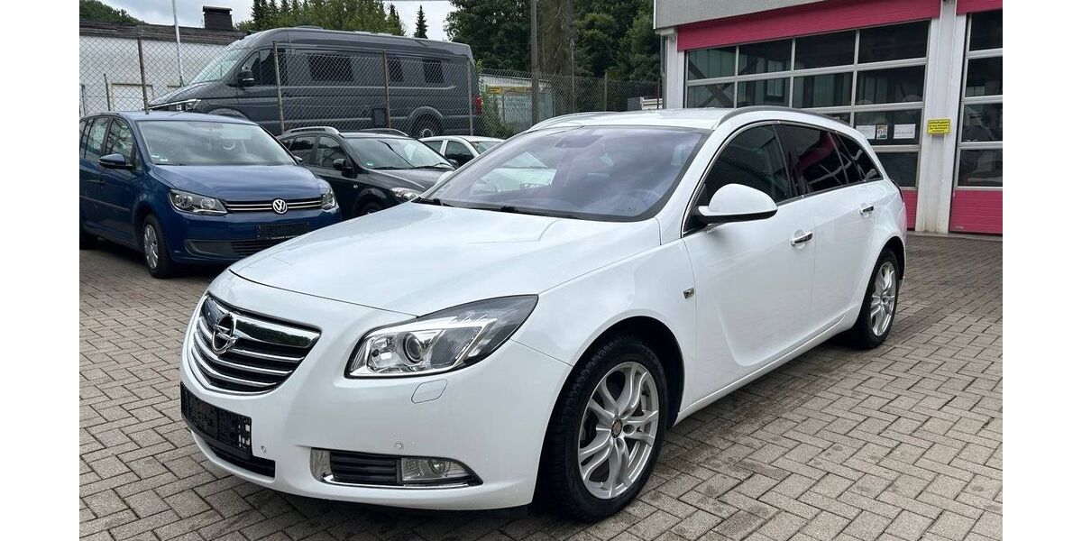 Opel Insignia 241.000 km 2.500 &euro; Siegen 57074
