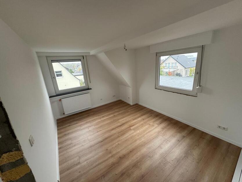 Erstbezug nach Sanierung - EFH zu vermieten zimmer