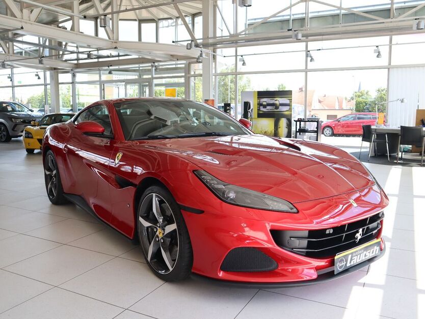 Ferrari Portofino 2.982 km 269.500 € Luckenwalde 14943