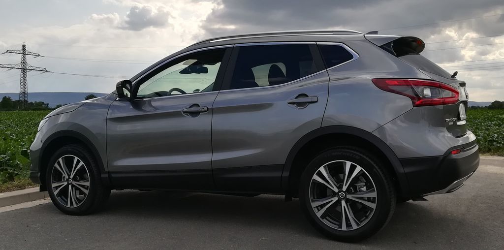 Nissan Qashqai 100.000 km 14.700 &euro; Elze 31008