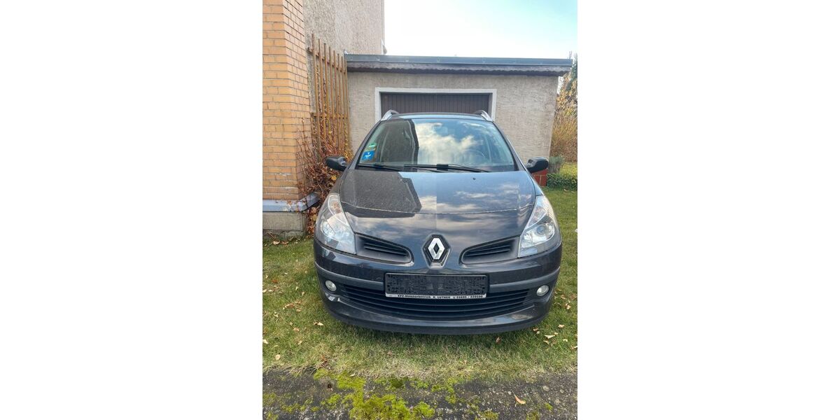 Renault Clio 182.707 km 2.000 &euro; Meißen 01662