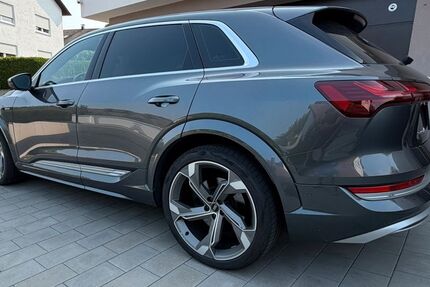 Audi e-tron 97.000 km 34.900 &euro; Ebermannsdorf 92263