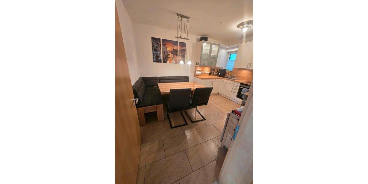 Etagenwohnung Wenzenbach - 3 Zimmer, 85 m&sup2;, 425.000&euro; | Angebot:26072868