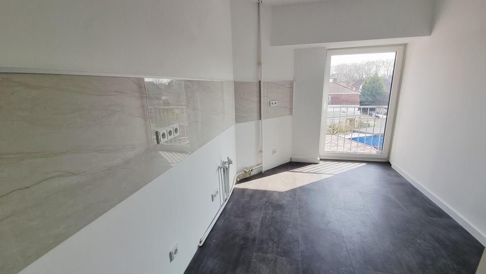 Etagenwohnung Brunsbüttel - 4 Zimmer, 90 m&sup2;, 810&euro; | Angebot:25894759