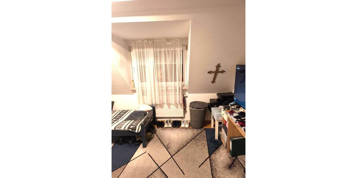 Dachgeschoßwohnung Bad Kreuznach Bad Münster am Stein-Ebernburg - 3 Zimmer, 80 m&sup2;, 750&euro; | Angebot:26560329
